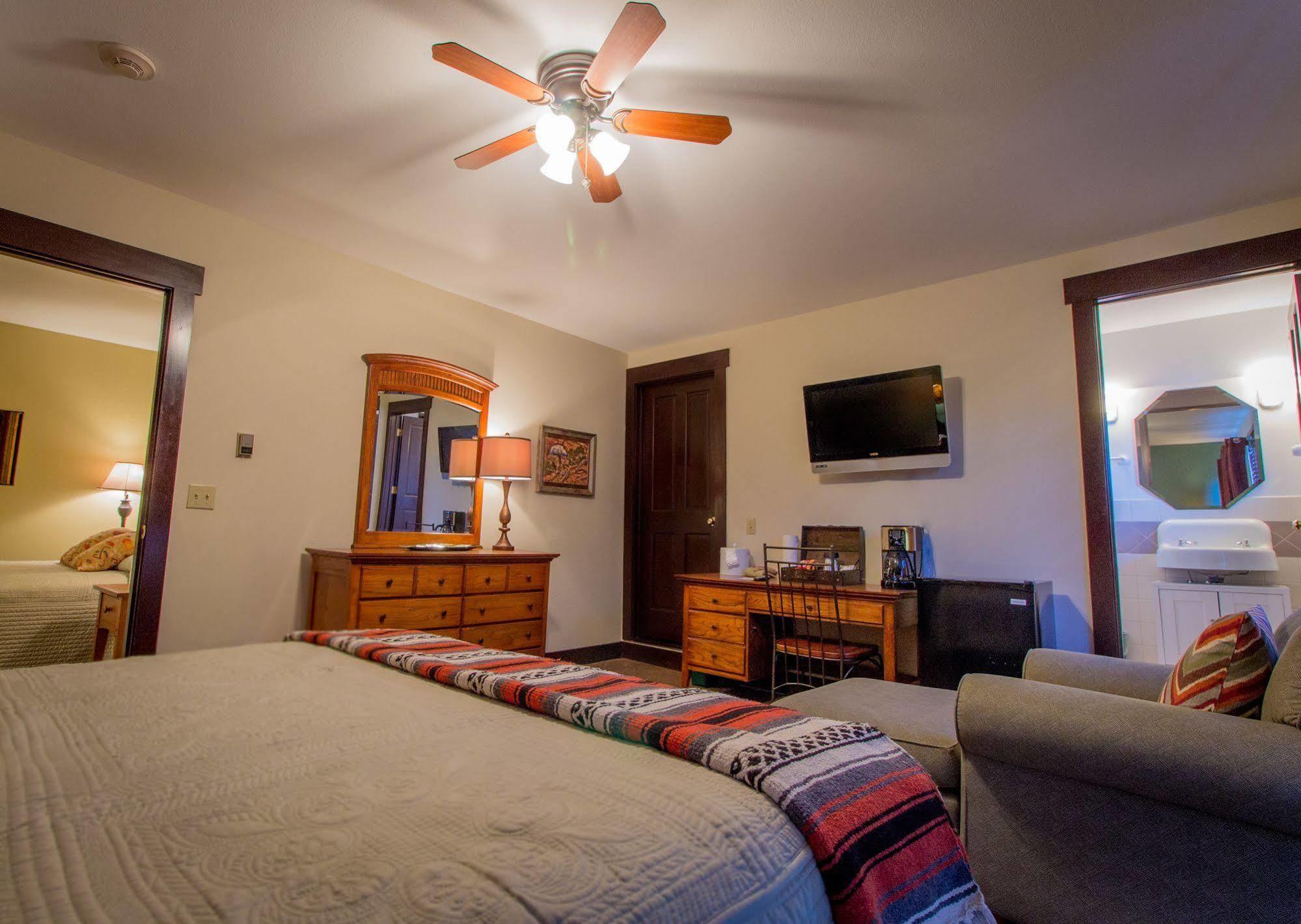 Marys Lake Lodge Mountain Resort And Condos Estes Park Ngoại thất bức ảnh